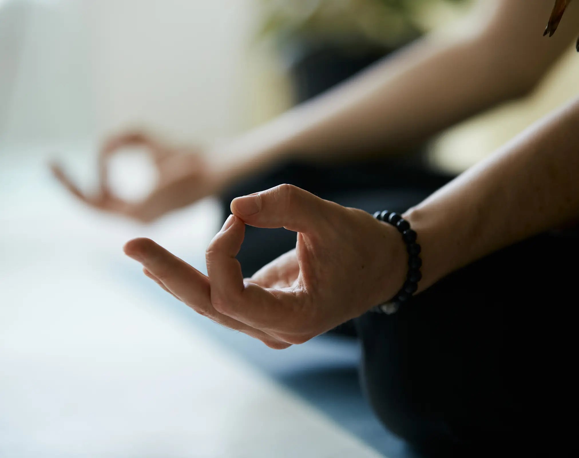 Welche ätherischen Öle helfen mir bei der Meditation?