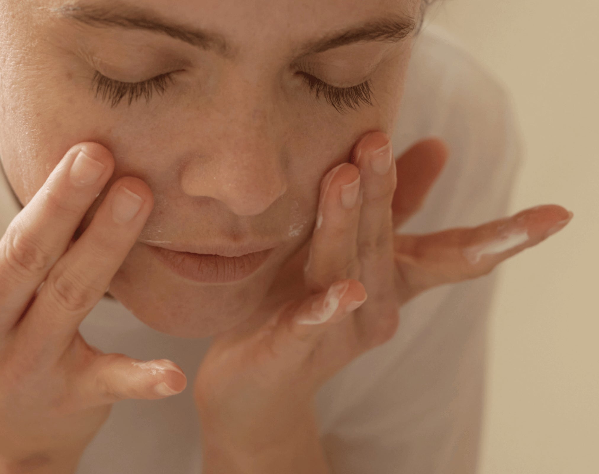 Blog_Naturkosmetik-gesichtsreinigung.webp