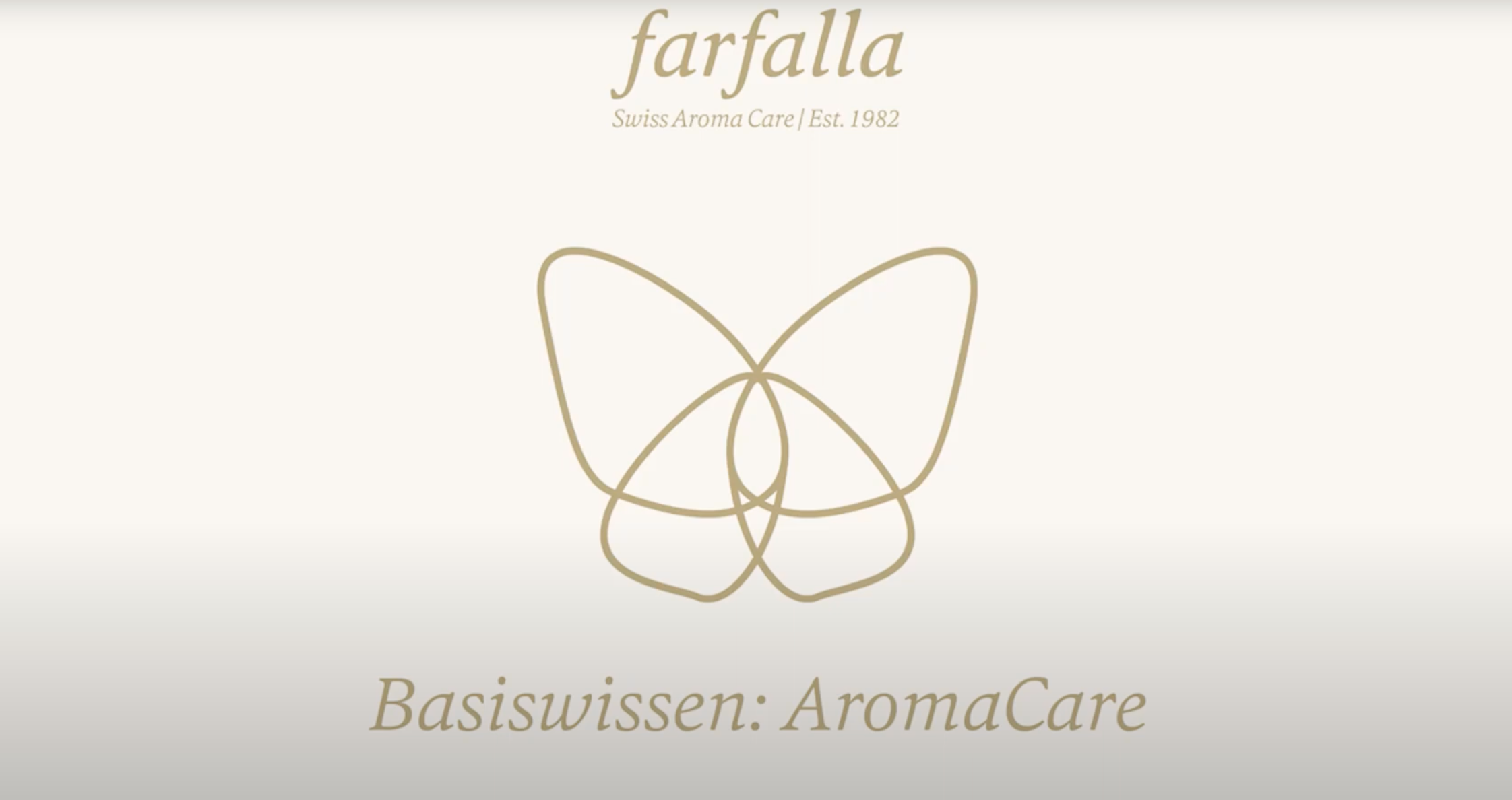 farfalla Schmetterlingslogo in Gold mit Schriftzug Basiswissen AromaCare, Galerie Position 1, Schweizer Aromatherapie zertifizierte Naturkosmetik